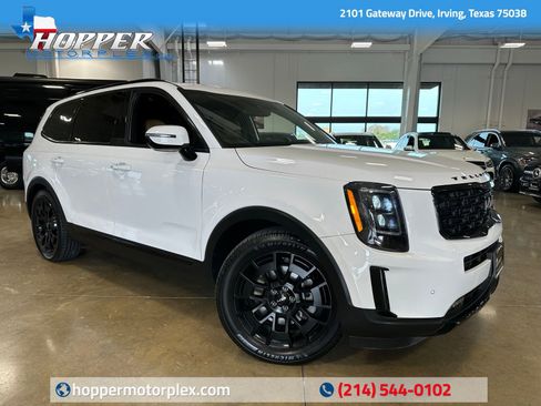 Used 2022 Kia Telluride SX w/ Nightfall Edition Package image 1