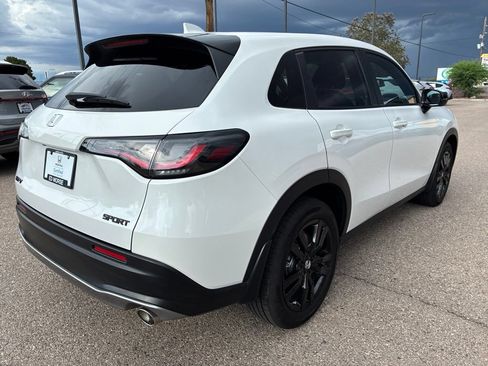 Certified 2026 Honda HR-V Sport image 5