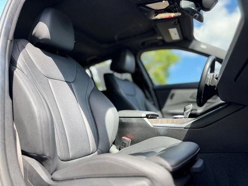 Used 2020 BMW 330i xDrive Sedan w/ Convenience Package image 21