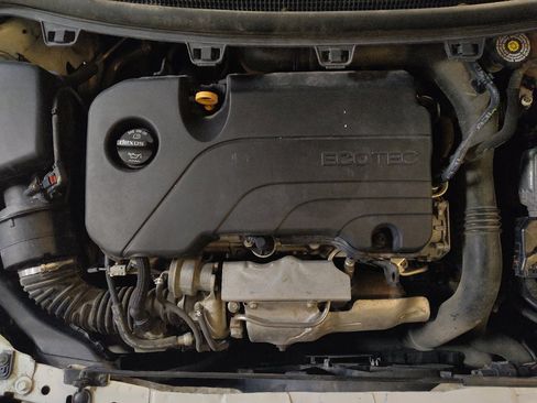 Used 2019 Chevrolet Cruze LT FWD image 30