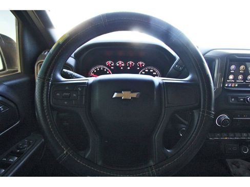 Used 2024 Chevrolet Silverado 1500 Custom image 9