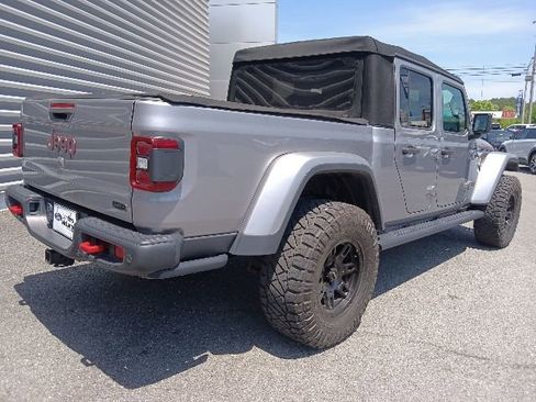 Used 2020 Jeep Gladiator Rubicon AWD/4WD image 3
