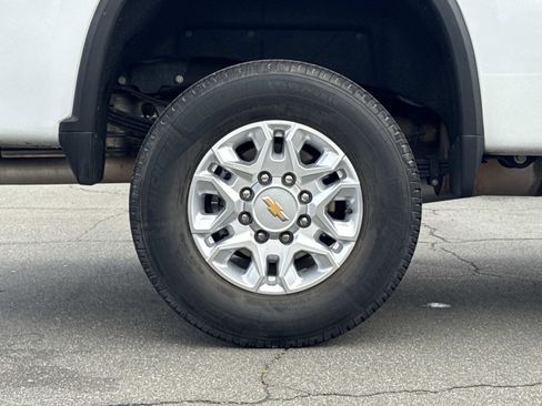 Used 2021 Chevrolet Silverado 3500 LT w/ Convenience Package image 30