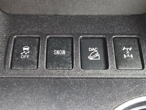 Used 2015 Toyota Highlander Plus image 5