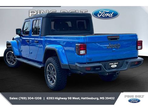 Used 2021 Jeep Gladiator Sport w/ Quick Order Package 24Q 80Th AWD/4WD image 2