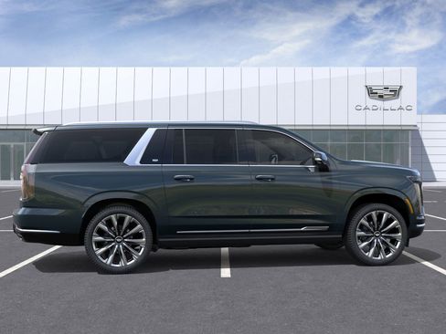 New 2026 Cadillac Escalade ESV Luxury image 5