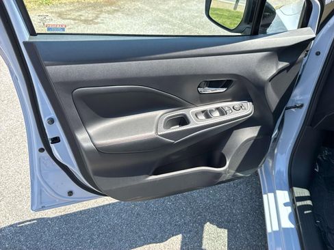Certified 2025 Nissan Versa SR w/ Trunk Package FWD image 16