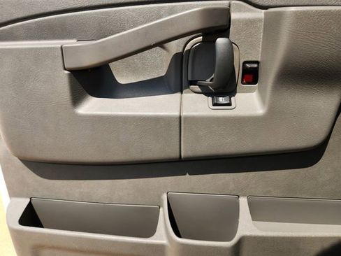 New 2025 Chevrolet Express 3500 w/ Power Convenience Package RWD image 18