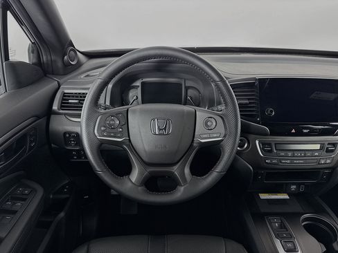 Certified 2023 Honda Passport TrailSport image 23