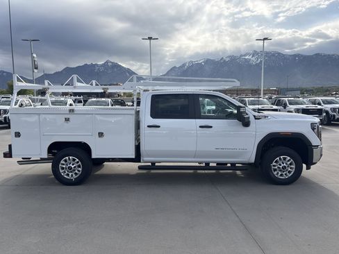 New 2026 GMC Sierra 2500 Pro w/ Convenience Package image 7