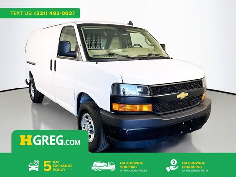 Used 2021 Chevrolet Express 3500 w/ Driver Convenience Package image 1