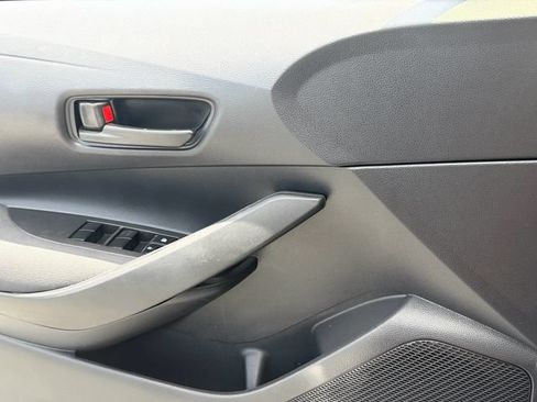 Certified 2022 Toyota Corolla LE FWD image 29