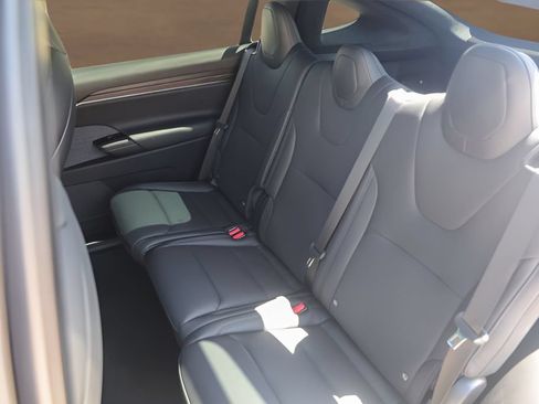 Used 2023 Tesla Model X AWD/4WD image 21