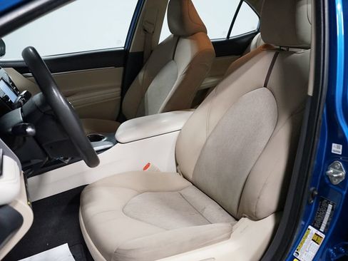 Certified 2020 Toyota Camry LE FWD image 23