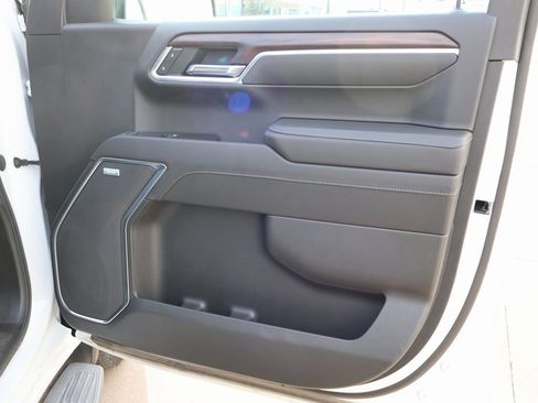 Certified 2022 GMC Sierra 1500 SLT image 10