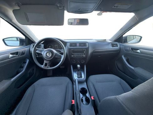 Used 2012 Volkswagen Jetta S FWD image 22