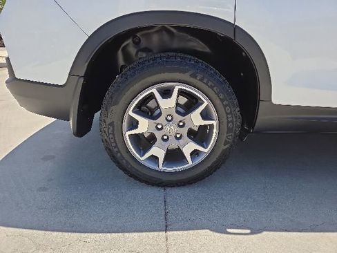 Certified 2022 Honda Passport TrailSport image 11