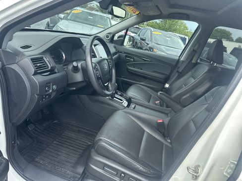Used 2017 Honda Ridgeline RTL-E image 14