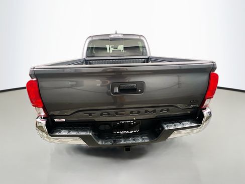 Used 2021 Toyota Tacoma SR5 RWD image 6
