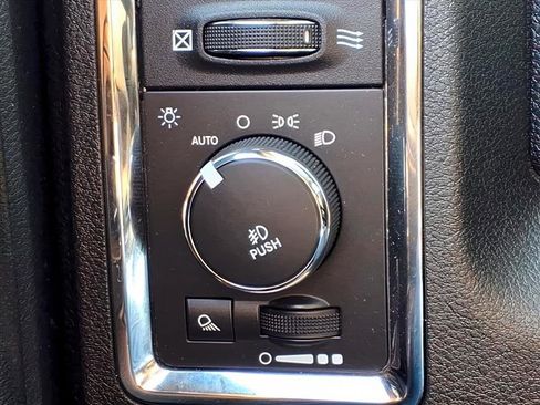 Used 2015 RAM 2500 Laramie w/ Convenience Group image 23