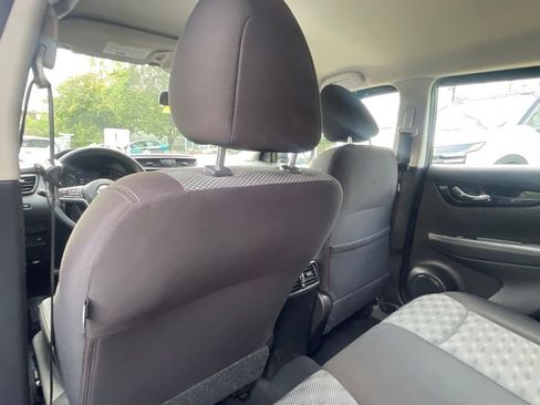 Used 2019 Nissan Rogue Sport SV AWD/4WD image 20