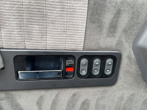 Used 1994 Chevrolet Silverado 1500 4x4 Extended Cab image 11