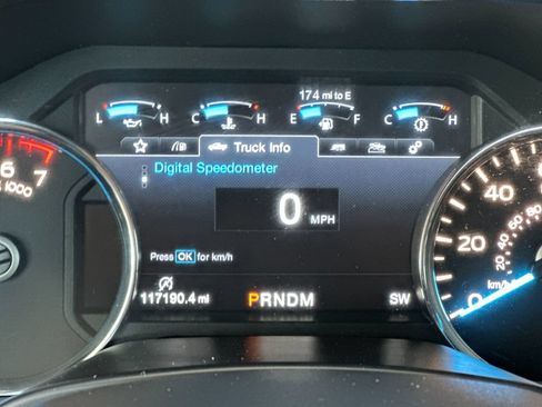 Certified 2018 Ford F150 Lariat AWD/4WD image 26