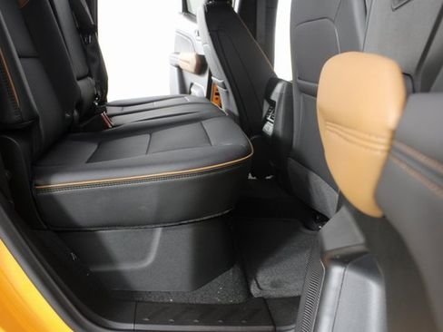 New 2026 GMC Canyon AT4 w/ AT4 Premium Package image 19