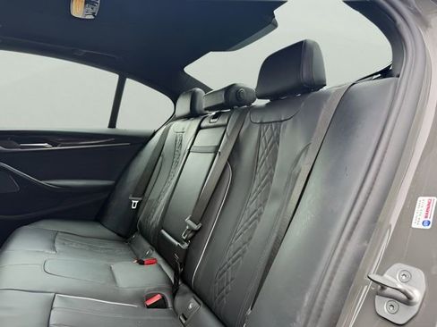 Used 2021 BMW M550i xDrive w/ Premium Package AWD/4WD image 13