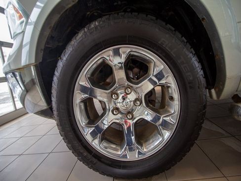 Used 2016 RAM 1500 Laramie image 24