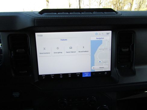 Used 2025 Ford Bronco Badlands image 26