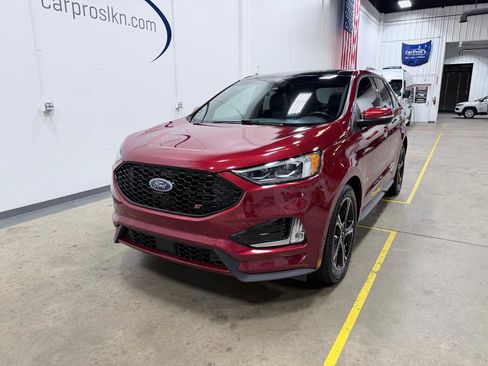 Used 2019 Ford Edge ST w/ Equipment Group 401A AWD/4WD image 3