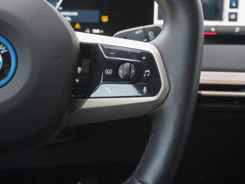 Used 2024 BMW iX M60 AWD/4WD image 18