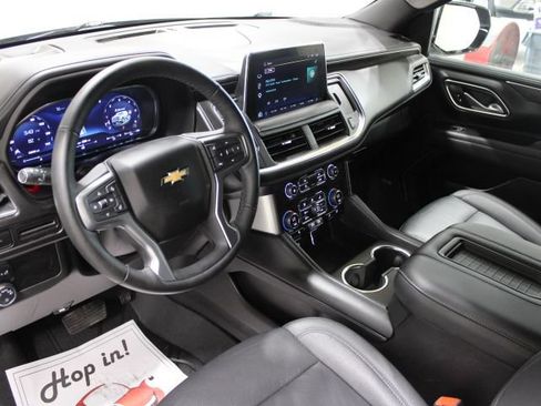 Used 2024 Chevrolet Tahoe LT w/ Luxury Package AWD/4WD image 44