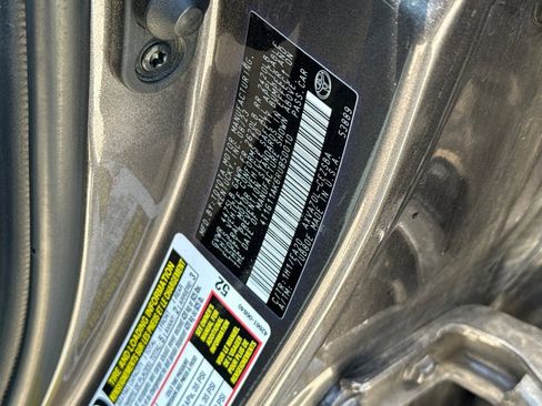Used 2024 Toyota Camry SE FWD image 32