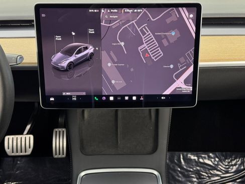 Used 2022 Tesla Model Y Performance image 21