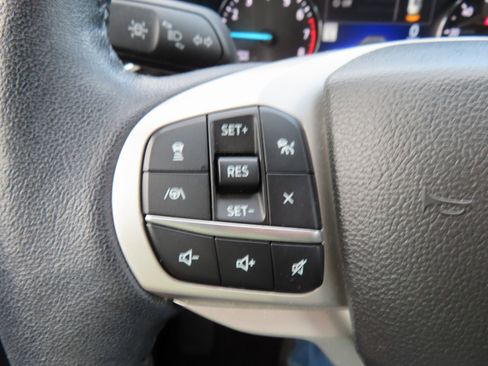 Used 2023 Ford Explorer XLT w/ Equipment Group 202A image 18