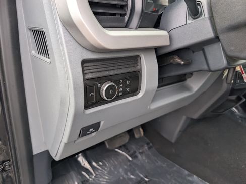 Used 2023 Ford F250 XL w/ STX Appearance Package AWD/4WD image 17