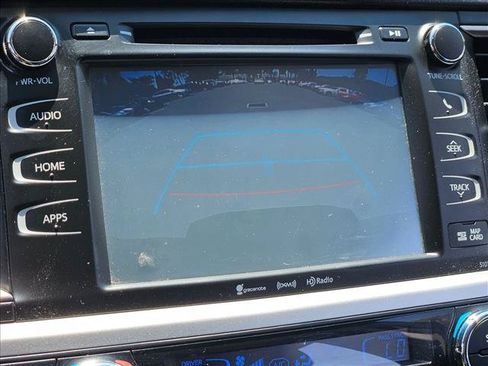 Used 2016 Toyota Highlander XLE AWD/4WD image 15