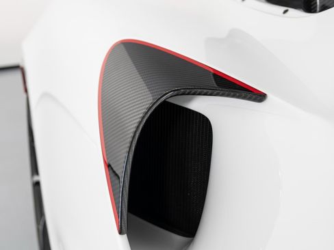 Used 2021 McLaren Elva image 51