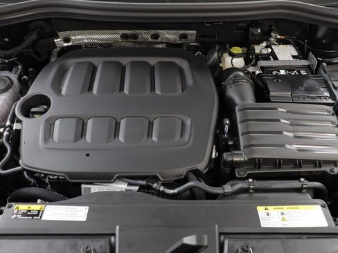 New 2026 Volkswagen Tiguan SE image 22