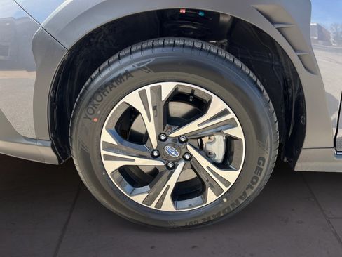 Certified 2025 Subaru Crosstrek 2.5i Premium AWD/4WD image 19