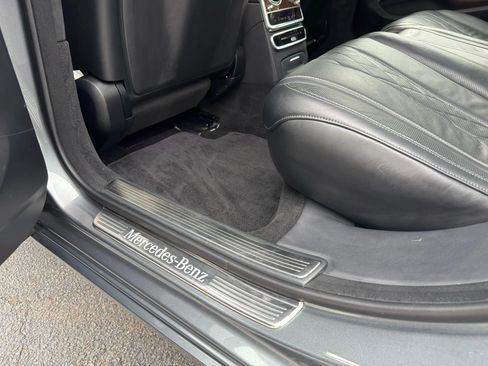 Used 2018 Mercedes-Benz S 560 4MATIC Sedan image 47