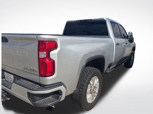 Used 2023 Chevrolet Silverado 2500 High Country w/ Z71 Off-Road Package image 5