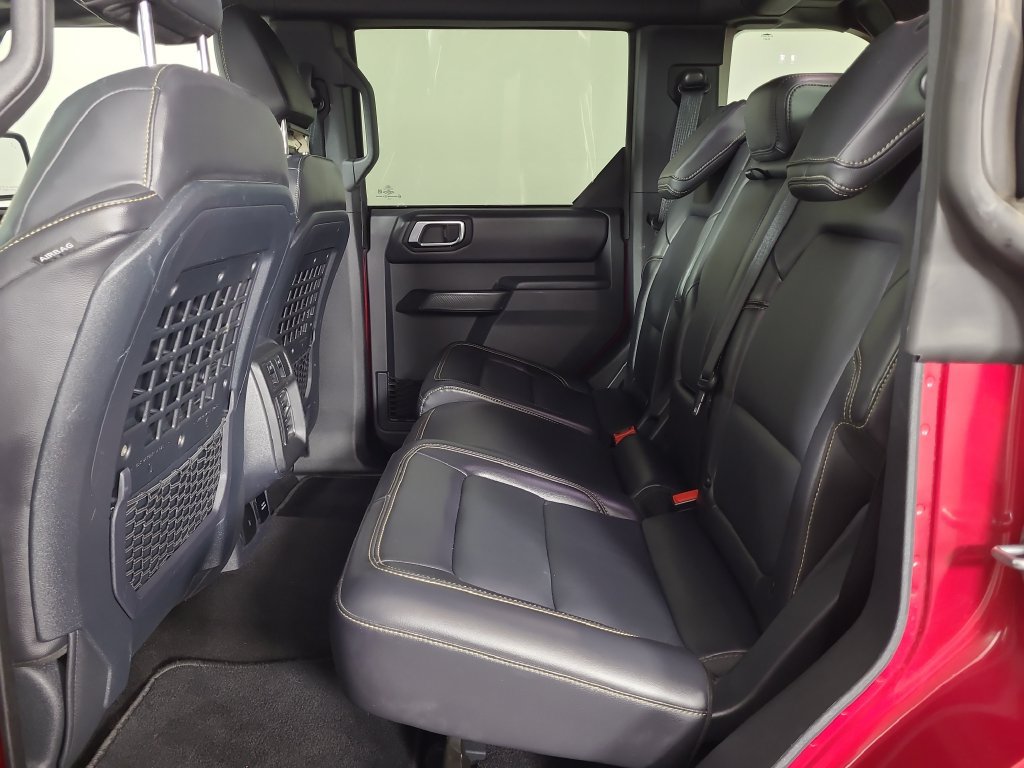 Used 2025 Ford Bronco Badlands AWD/4WD image 19