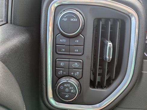 Used 2022 Chevrolet Silverado 1500 RST w/ Safety Package AWD/4WD image 22