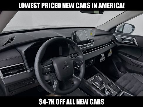 New 2024 Mitsubishi Outlander SE image 9