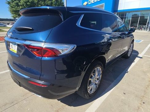 Used 2023 Buick Enclave Premium w/ Experience Buick Package AWD/4WD image 5