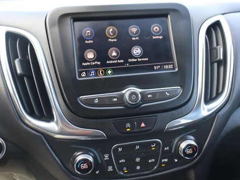 Used 2023 Chevrolet Equinox LT AWD/4WD image 10