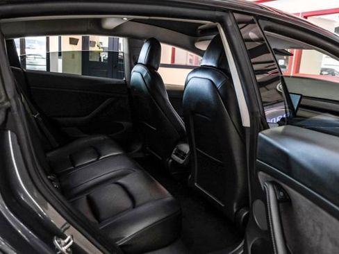 Used 2022 Tesla Model 3 Long Range image 28